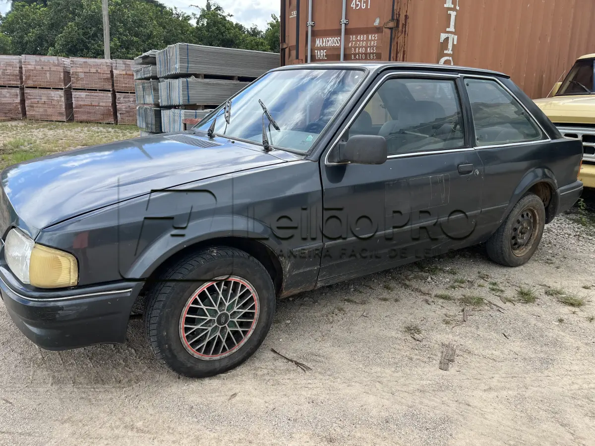 VEÍCULO FORD/ESCORT