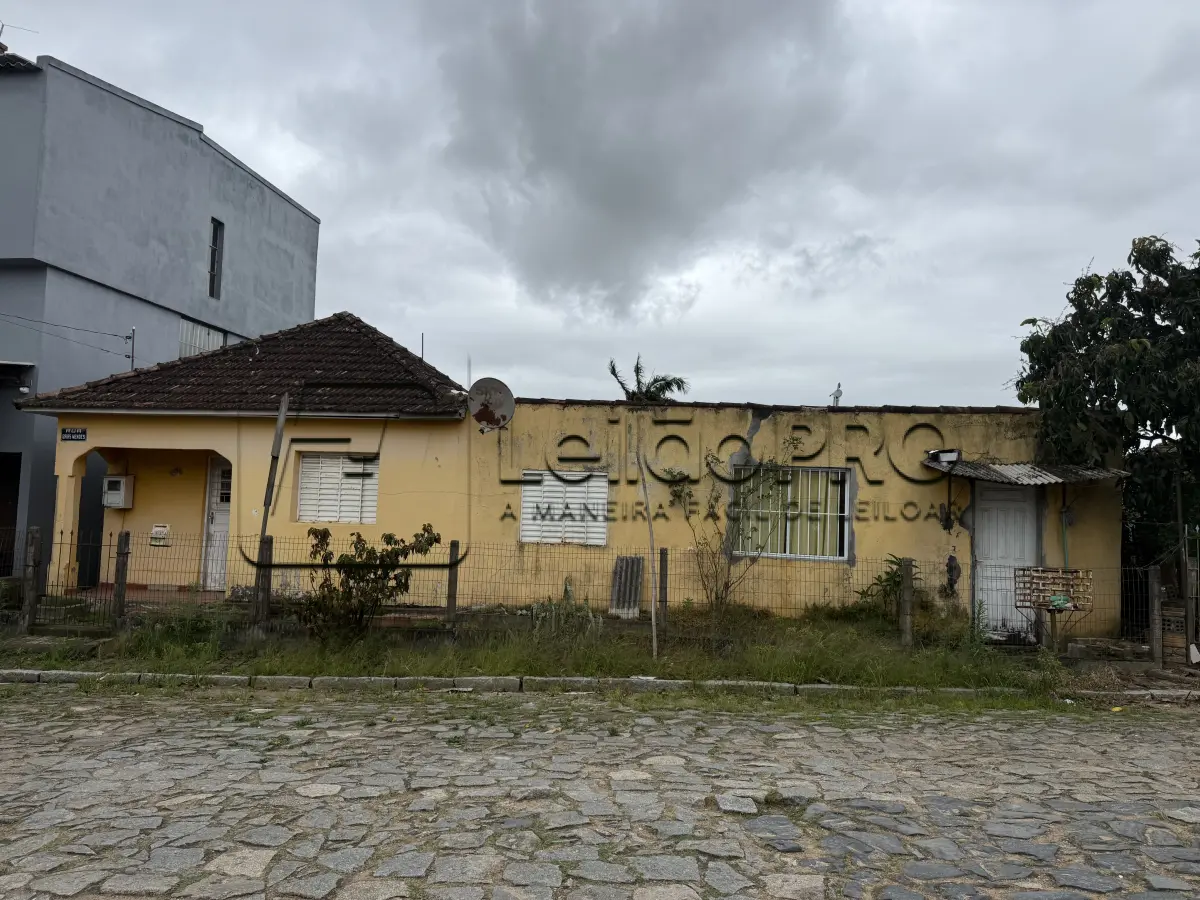 LOTE 001 - Imóvel na Rua São Jerônimo 283, Bairro Carvalho Bastos em Camaquã/RS