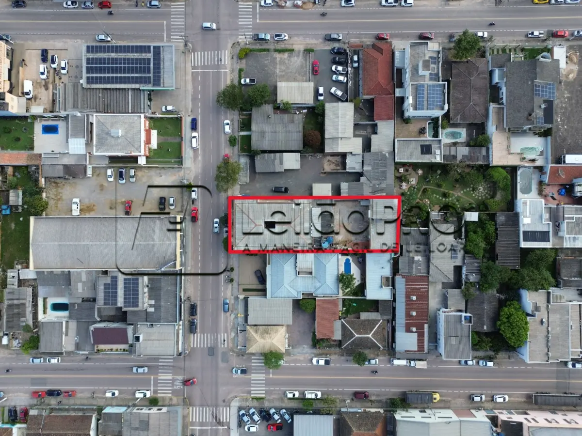 LOTE 001 - 13,474% do PRÉDIO DE ALVENARIA N° 1.229, situado na Av. Olavo Moraes, na cidade de Camaquã.