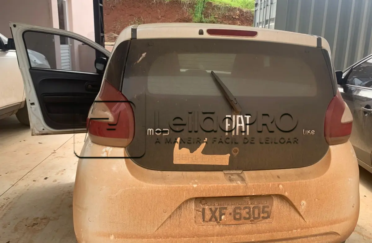 LOTE 006 - Automóvel Marca: Fiat - Modelo: Mobi Like ON - Ano/Modelo: 2016/2017 - 04 portas - 05 Passageiros - 75 CV - Cor: Branca .