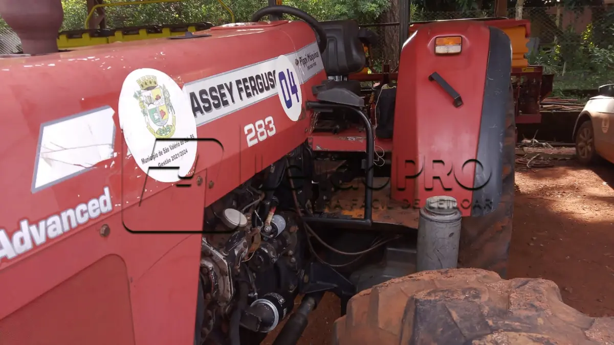 LOTE 012 - Trator MF 283 4x4 Advanced, 2002