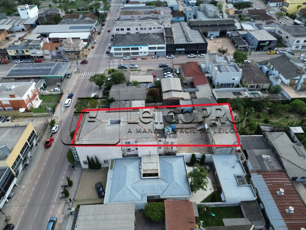 LOTE 001 - 13,474% do PRÉDIO DE ALVENARIA N° 1.229, situado na Av. Olavo Moraes, na cidade de Camaquã.