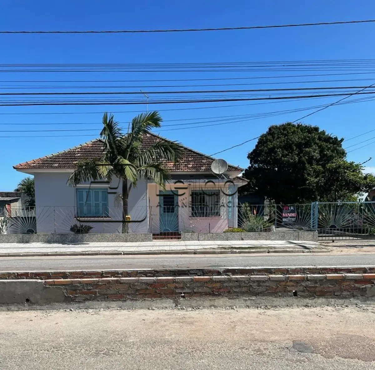 LOTE 001