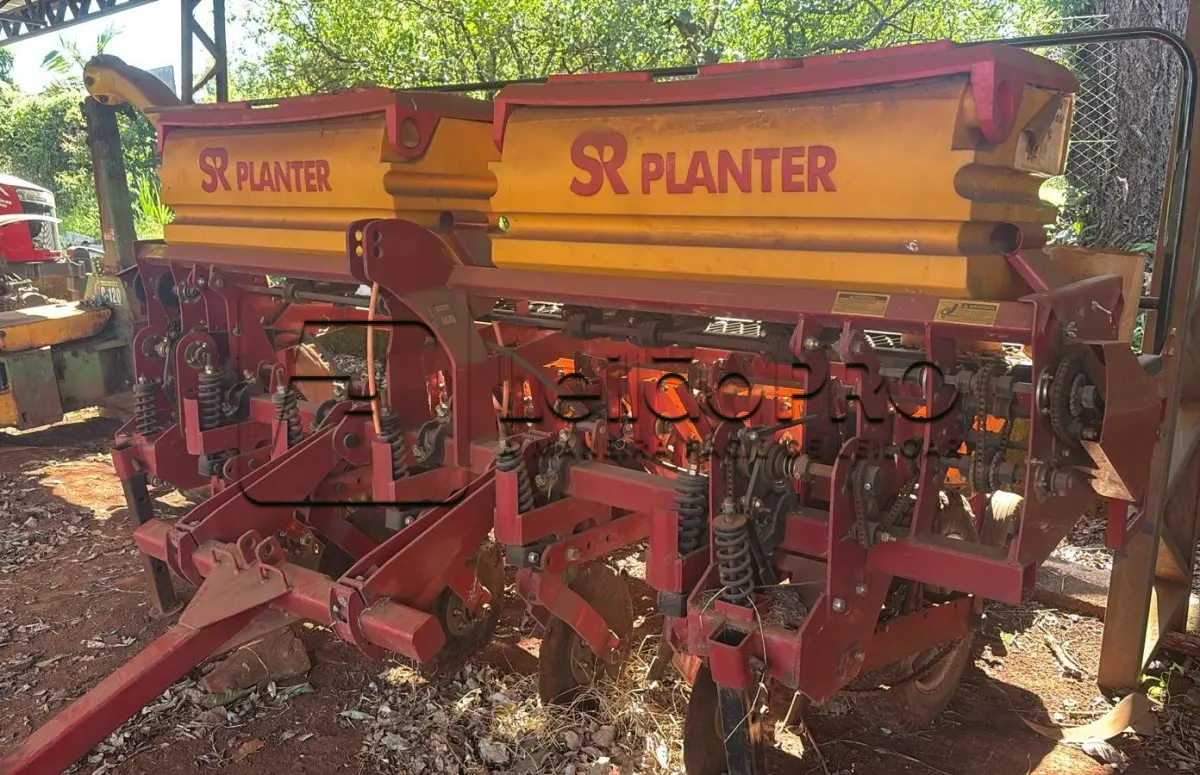 LOTE 004