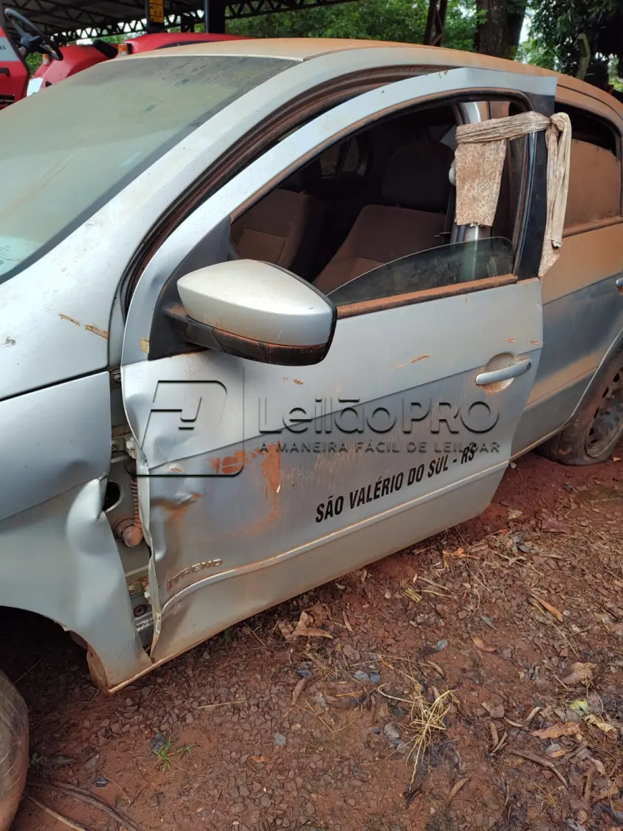 LOTE 005 - Automóvel VW/NOVO GOL 1.6, ano 2014