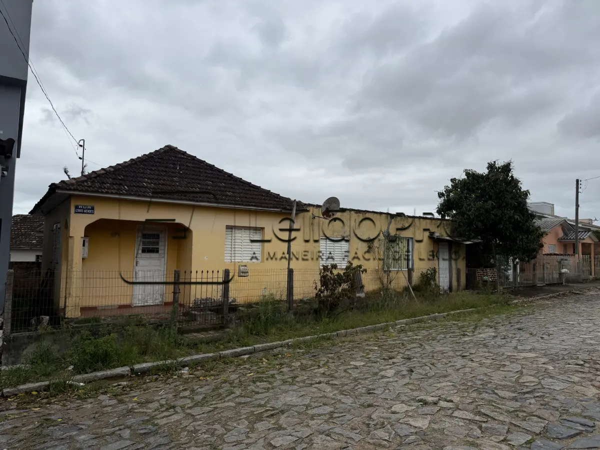 LOTE 001 - Imóvel na Rua São Jerônimo 283, Bairro Carvalho Bastos em Camaquã/RS