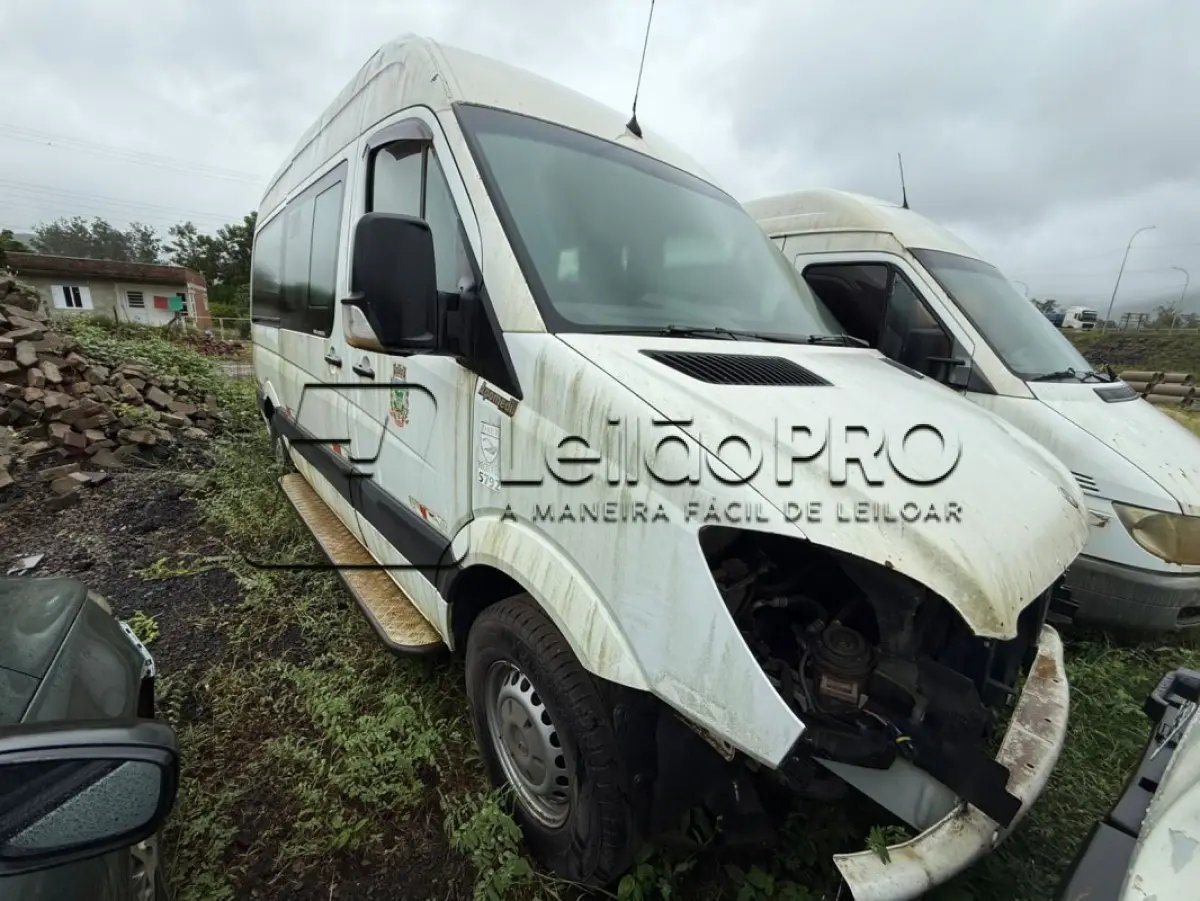 LOTE 007 - SPRINTER I/M.BENZ 415 CDI SPRINTERM, 2 EIXOS, 16 PESSOAS ANO 2014/2014.