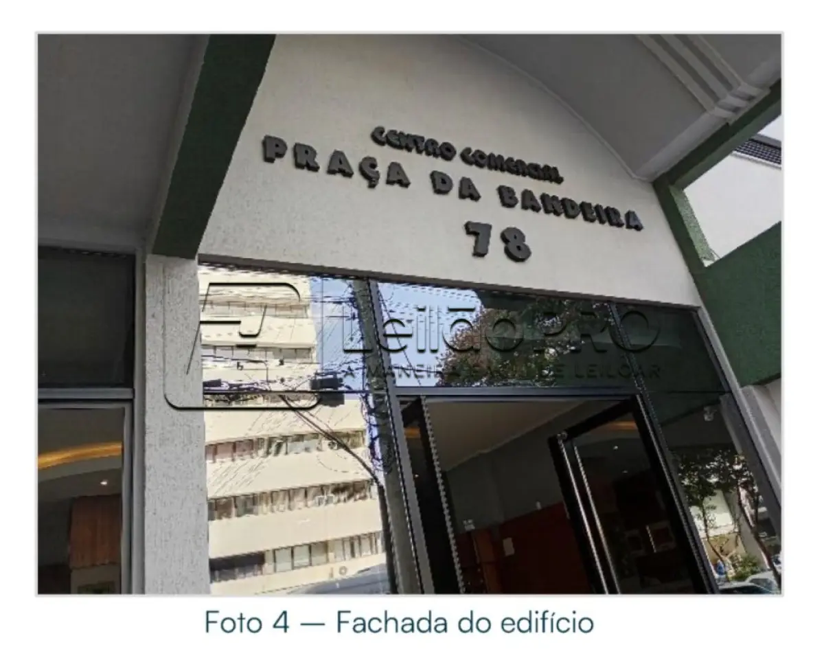 LOTE 001 - Box de Garagem Av. Quinze de Novembro, nº 78/Box 33 Centro – Erechim/RS