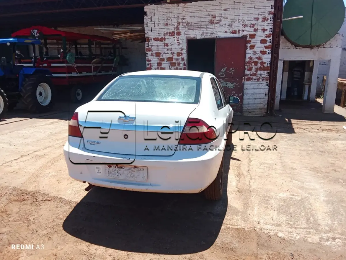 LOTE 004 - Veículo GM Chevrolet Prisma 1.4L LT 2011/2012.