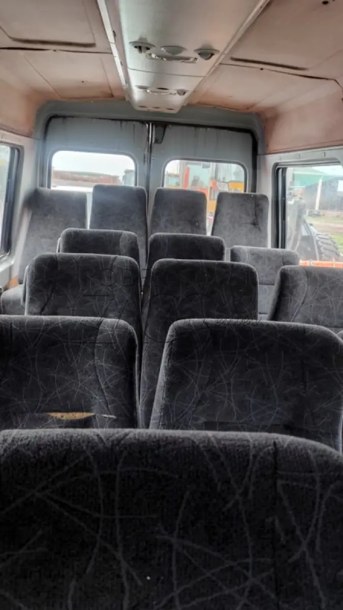 LOTE 004 - Fiat - Modelo: Ducato M Bus Rontan - Ano/Modelo: 2013/2014 - 16 Passageiros