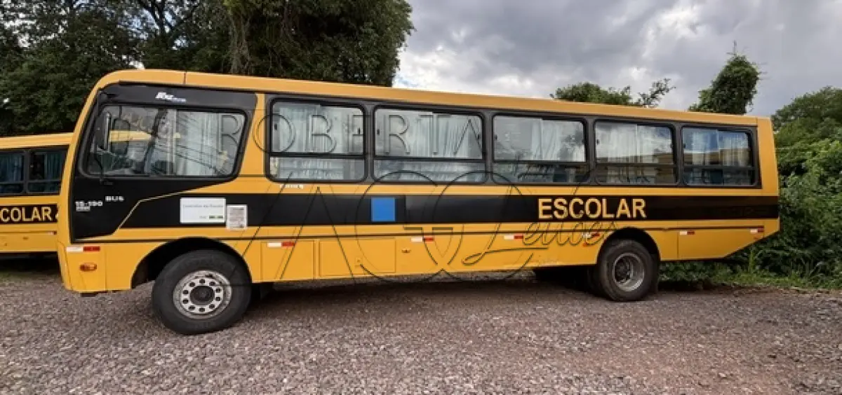 LOTE 013 - ÔNIBUS ESCOLAR VW 15.190 –  Ano/Fab: 2012/2013