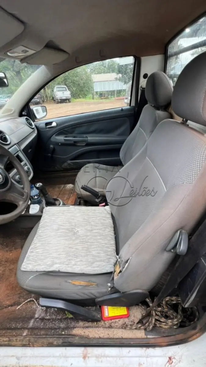 LOTE 009 - Volkswagen Saveiro 1.6 Cs - Ano/Modelo: 2011/2011, Branca