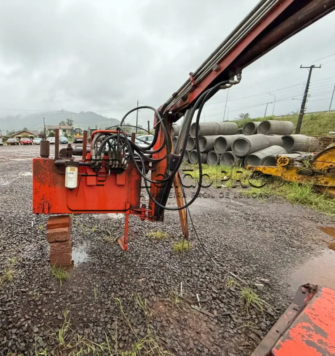 LOTE 004 - ROCADEIRA LAVRALE HIDRÁULICA ARTICULADA, ENGATE TRES PONTOS TRATOR, VALTRA BM110, ANO 2018/2018.