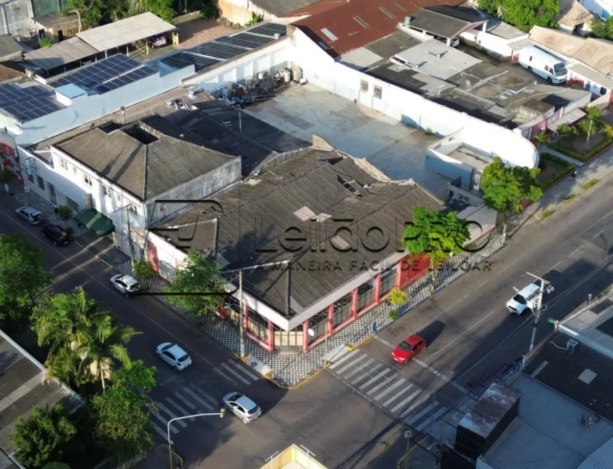 LOTE 001 - Imóvel localizado na esquina da Rua Manoel da Silva Pacheco e Av. Olavo Moraes, com área de 4.194,40m2, no Centro da cidade de Camaquã/RS