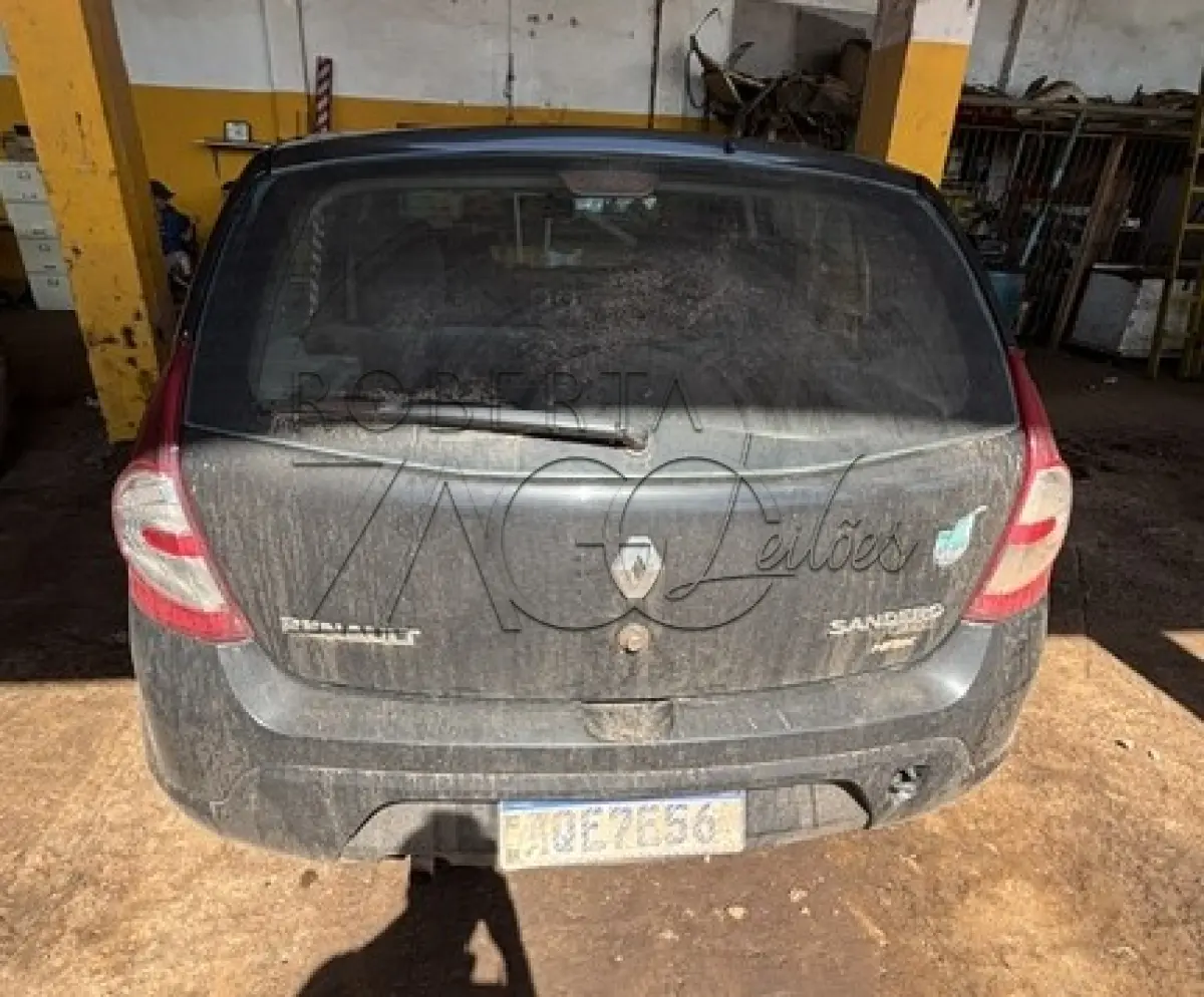 LOTE 012 - AUTOMÓVEL RENAULT SANDERO 1.6 16V  – Ano/Fab: 2008/2009
