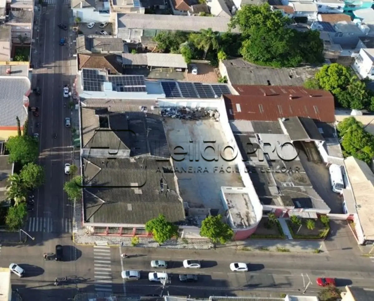 LOTE 001 - Imóvel localizado na esquina da Rua Manoel da Silva Pacheco e Av. Olavo Moraes, com área de 4.194,40m2, no Centro da cidade de Camaquã/RS