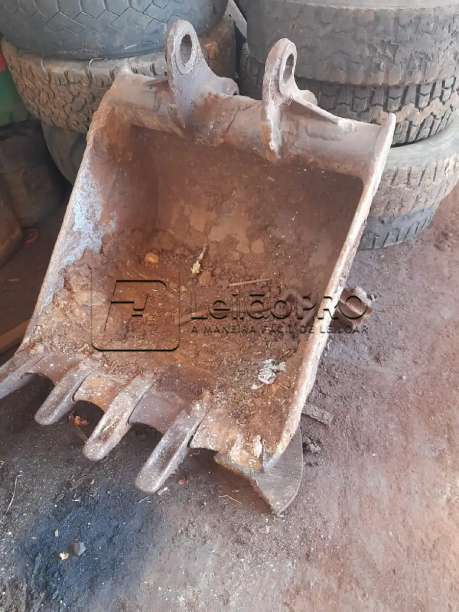 LOTE 005 - Sucata diversas