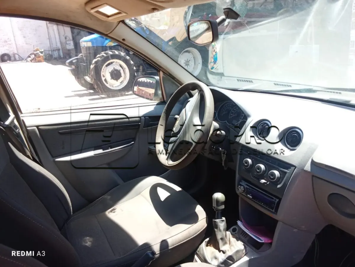 LOTE 004 - Veículo GM Chevrolet Prisma 1.4L LT 2011/2012.