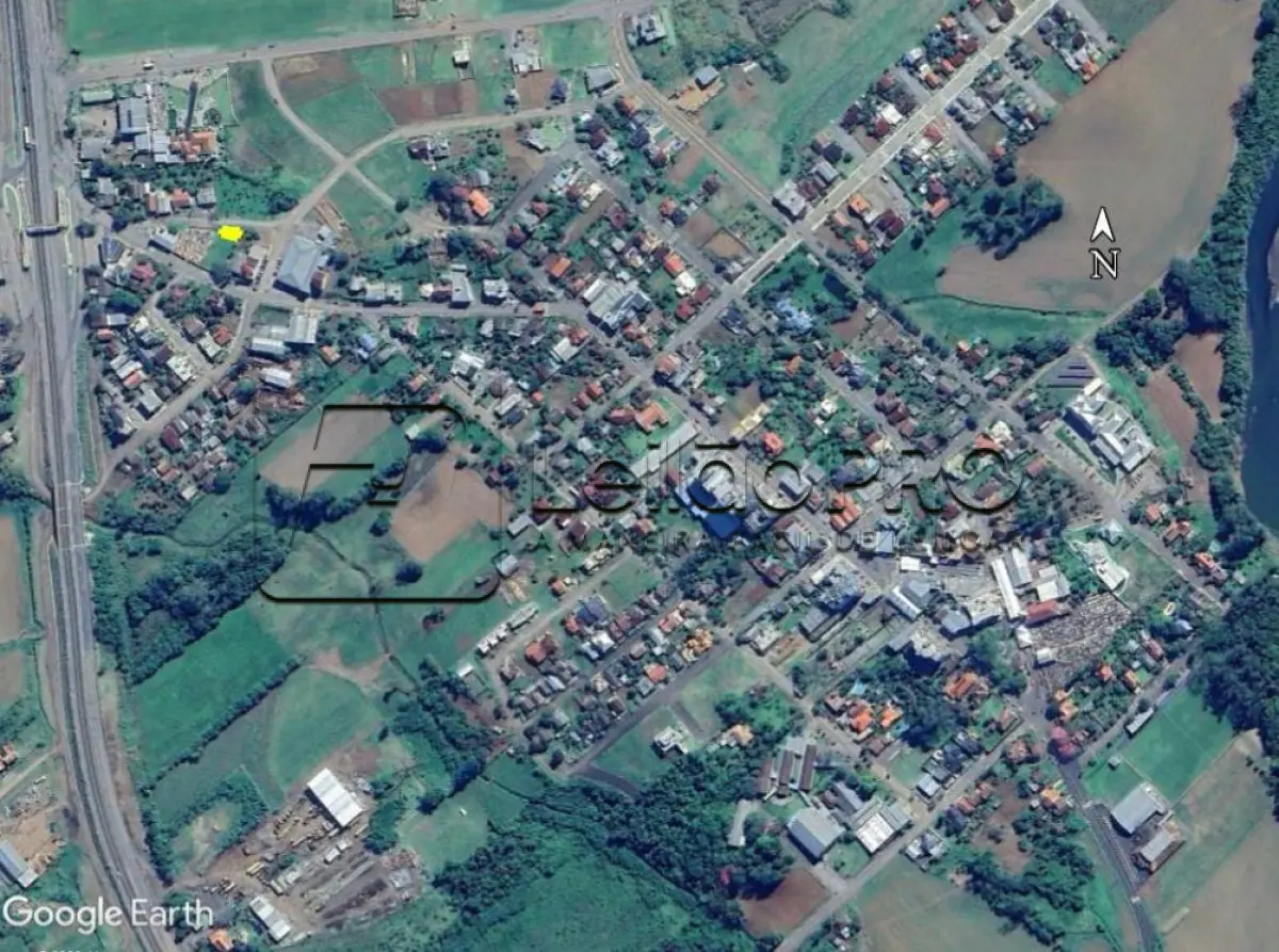 LOTE 021 - TERRENO, SOB MATRÍCULA 66.787, COM ÁREA SUPERFICIAL DE 87,57M², SEM EDIFICAÇÕES, LOCALIZADA NA RUA ALFREDO LEO CIDADE DE MARQUES DE SOUZA-RS..