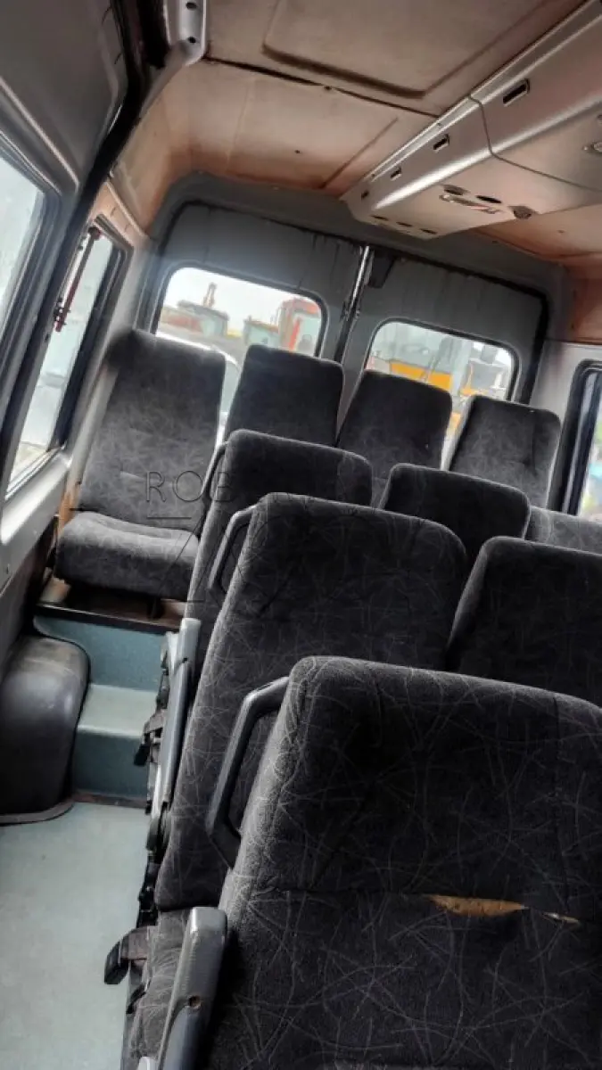 LOTE 004 - Fiat - Modelo: Ducato M Bus Rontan - Ano/Modelo: 2013/2014 - 16 Passageiros