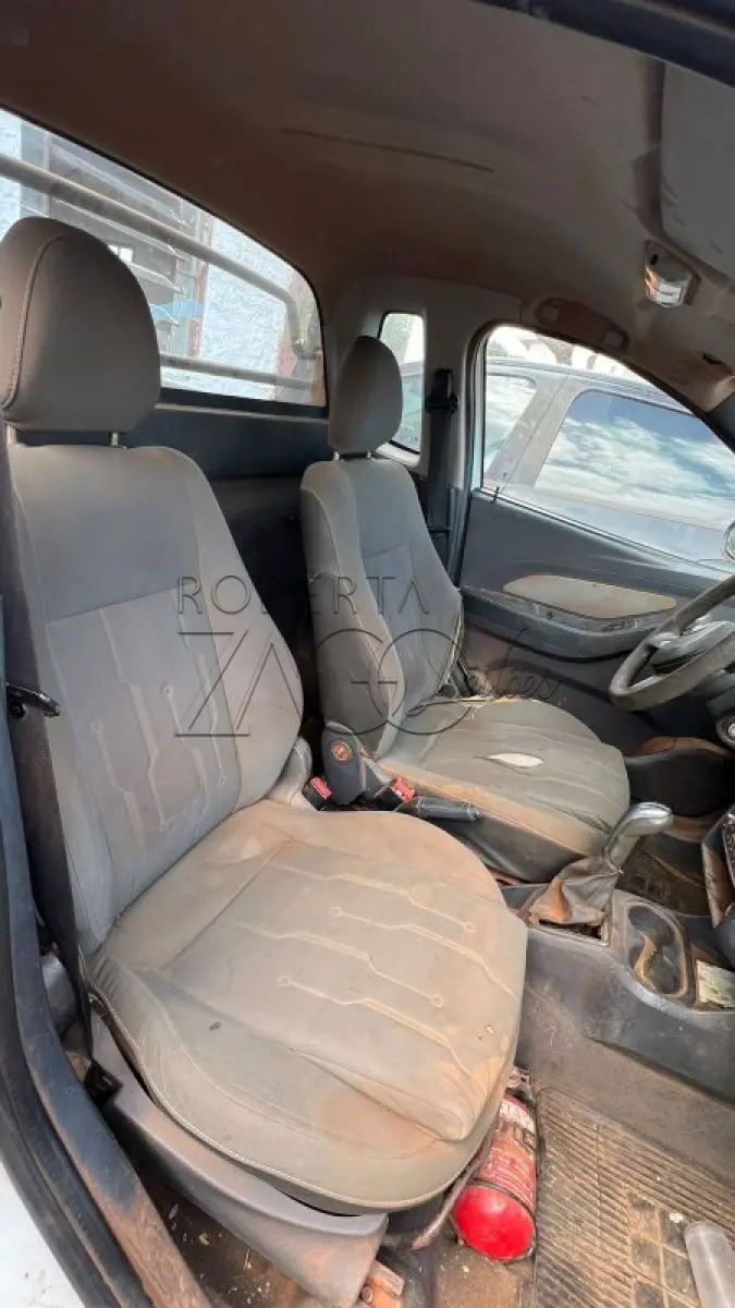 LOTE 008 - Chevrolet Montana Ls - Ano/Modelo: 2012/2013, Branca