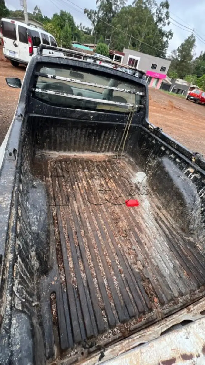 LOTE 009 - Volkswagen Saveiro 1.6 Cs - Ano/Modelo: 2011/2011, Branca