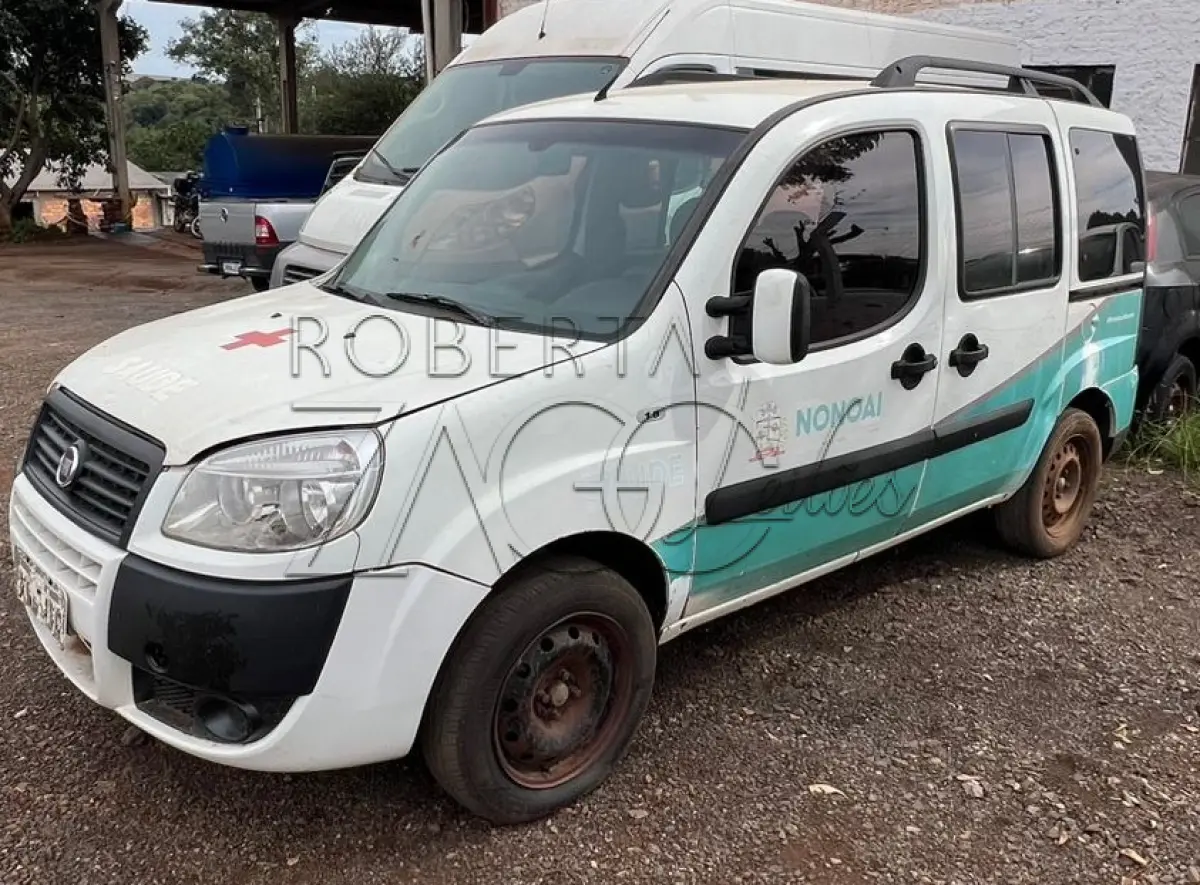 LOTE 002 - Fiat Doblo Essence - Ano/Modelo: 2017/2017, Branca