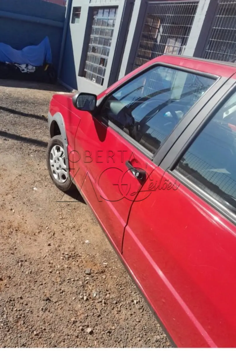 LOTE 005 - Veículo Fiat/Uno Mille Way Econ, placas IRM3288, vermelho, 2010/2011, 4 portas.