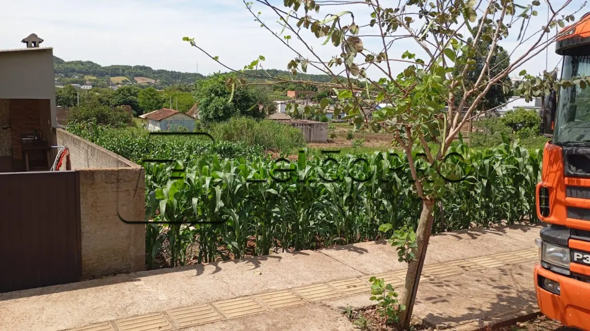 LOTE 008 - Terreno urbano, lote n° 09, quadra n° 94, com área de 1.034,98m², matrícula 5.336 à Rua Vereador Francisco Xavier Nilles, Centro de São Paulo das Missões.