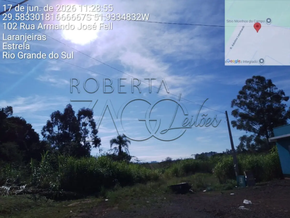 LOTE 003 - Matrícula N° 8.598: Área de Recreação Pública e Uso Institucional – uma área urbana com a superfície de 3.108,25m² , localizada na projeção da Rua Augusto Fiegenbaum, a 24,50 metros da esquina com a Rua Sem Denominação 4A, bairro Laranjeiras.