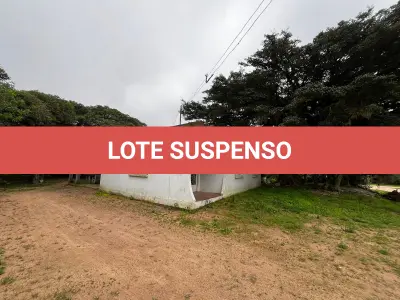 LOTE 001 - Imóvel na Av. Quinze de Novembro no Bairro Pinvest com 675,00 m2 em Tapes/RS