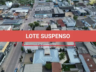 LOTE 001 - 13,474% do PRÉDIO DE ALVENARIA N° 1.229, situado na Av. Olavo Moraes, na cidade de Camaquã.