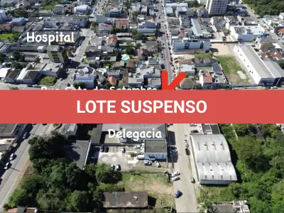 LOTE 001 - Excelente Imóvel na Rua Sete de Setembro nº 727, esquina com a Rua Professora Luiza Maraninche com 412,50 m2 em Camaquã/RS