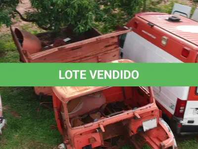 LOTE 017 - Veículo tipo caminhão caçamba basculante, marca Mercedes Benz, modelo LS 1113-Truck