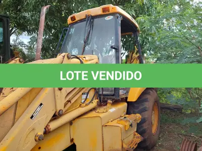 LOTE 033 - Retroescavadeira, marca JCB, modelo 214 4X4 TURBO, ano 1998