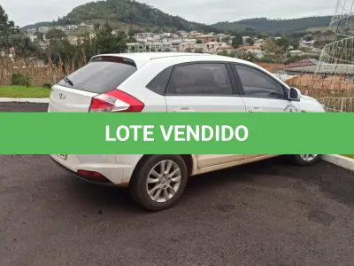 LOTE 004 - Automóvel Marca: Chery - Modelo: Celler 1.5 HB ACT - Ano/Modelo:  2017/2018 - 04 portas - 05 Passageiros - 113 CV - Cor: Branca