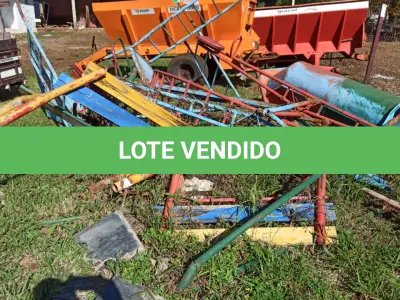 LOTE 020 - Lote de Sucatas e ferros diversos
