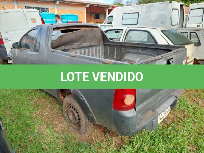 LOTE 024 - Veículo utilitário, marca GM, modelo Montana, ano/modelo 2003/2004, placas ILL 0908