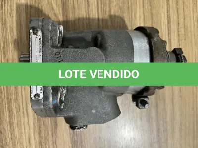 LOTE 001 - 1Tanque de Gasolina de 15 mil litros, 1 Motor de Partida Aeronáutico de 12 volts e 1 Governador de Hélice