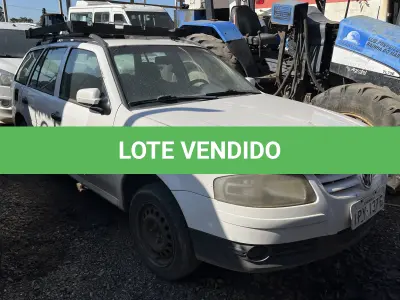LOTE 026 - WOLKS  Parati