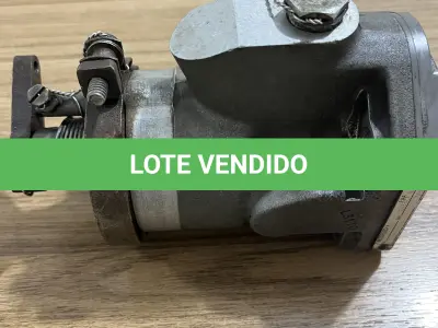 LOTE 001 - 1Tanque de Gasolina de 15 mil litros, 1 Motor de Partida Aeronáutico de 12 volts e 1 Governador de Hélice