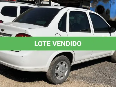 LOTE 020 - CHEVROLET Classic LS