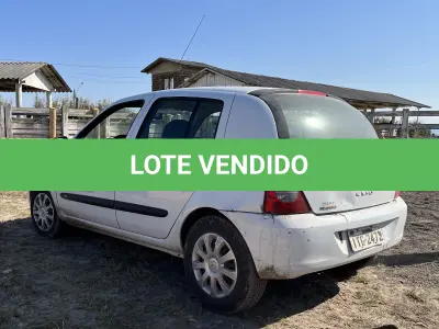 LOTE 023 - RENAULT  Clio