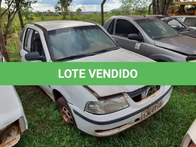 LOTE 021 - Veículo hatch, marca Volkswagen, modelo Gol 1.6, ano/modelo 1999/2000