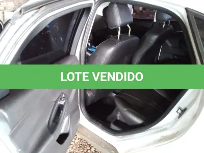 LOTE 001 - FORD FOCUS SE AT 2.0 SEDAN