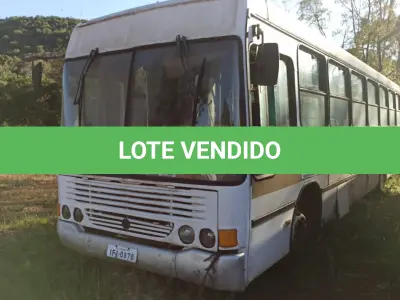 LOTE 005 - Espécie / Tipo: Ônibus de Passageiros- Marca: Mercedes Benz- Modelo:  OF 1318 - 184 CV - Ano/Modelo: 1996/1996 - 47 Passageiros - Cor:  Branca