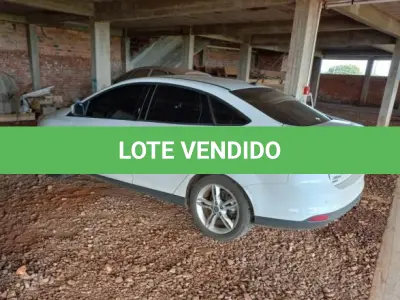 LOTE 001 - FORD FOCUS SE AT 2.0 SEDAN