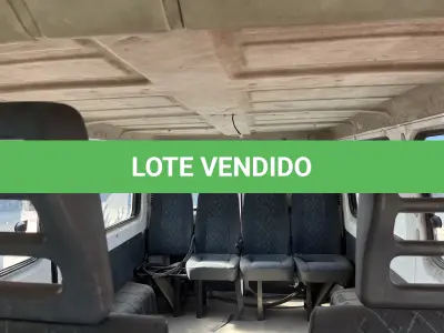 LOTE 009 - Microônibus PEUGEOT Boxer