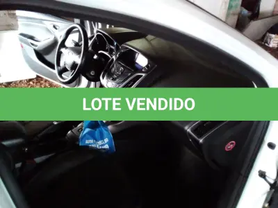 LOTE 001 - FORD FOCUS SE AT 2.0 SEDAN