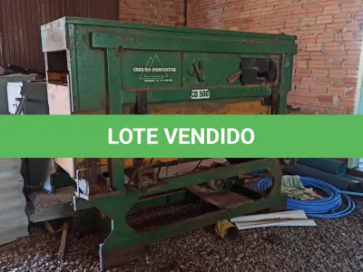 LOTE 017 - Classificador de Sementes  - Modelo: CD 500 - Capacidade: 20 a 30 sacas por hora - Cor: Verde - Ano de  Fabricação: 1998